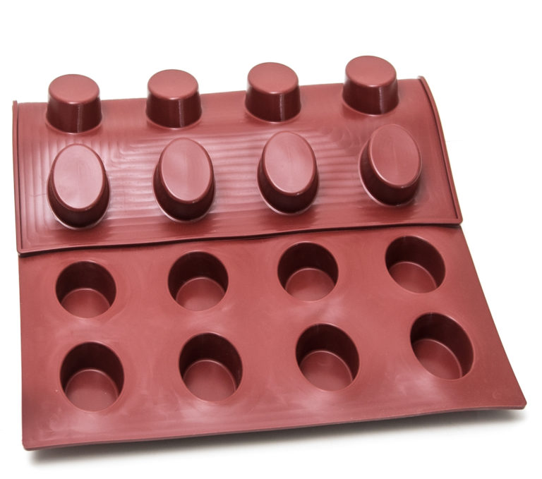 [MA-004884] SILICONE MAT 40x60 OVAL 24st 70mm  
